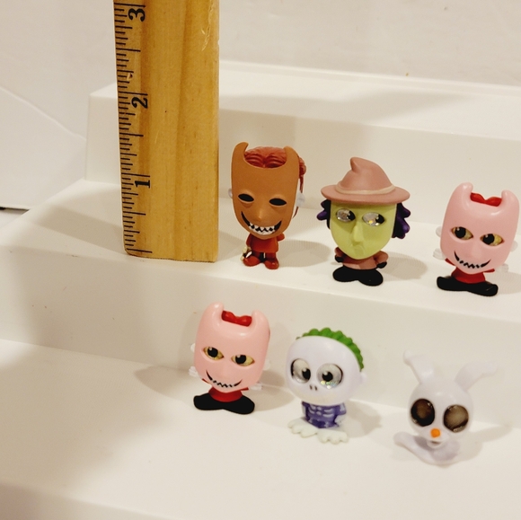 Disney Doorables Nightmare Before Christmas Action Figure Set - Picture 2 of 4